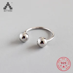 Кольцо из серебра S925 пробы с двумя круглыми бусинами