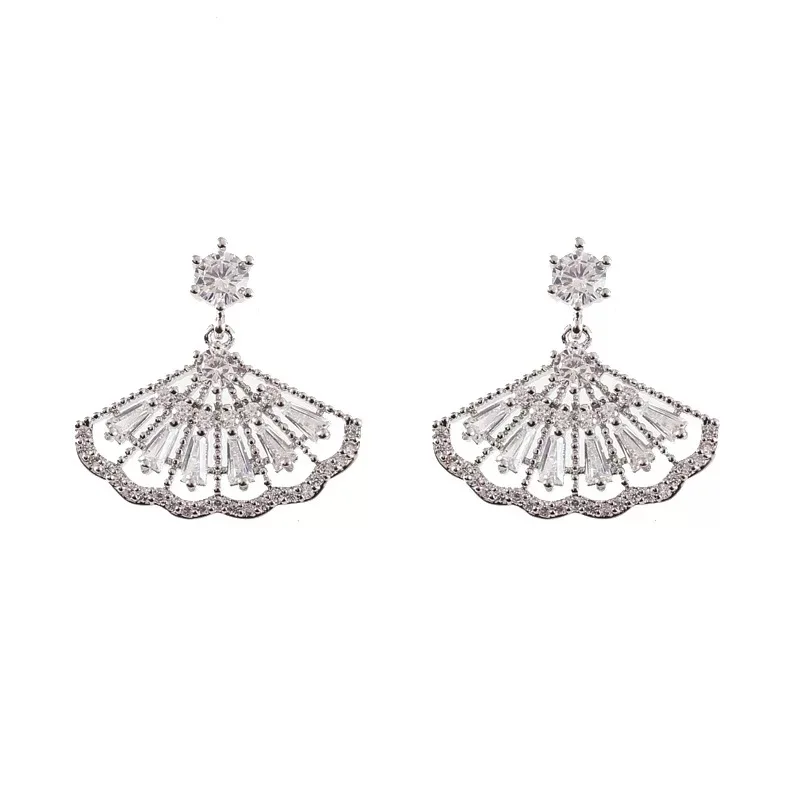 Корейская версия асимметричного серьги с длинными | Украшения и аксессуары