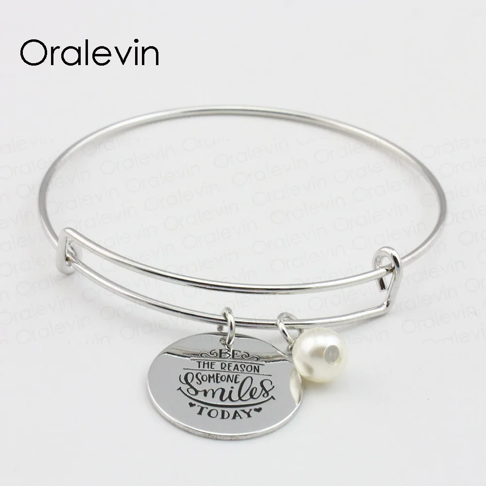 Будьте причиной кто то улыбается сегодня вдохновляющие ручные штампованные