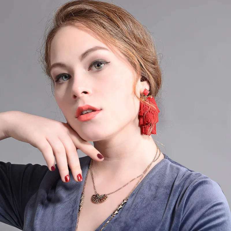 Женские серьги красные кисточки богемные модные вечерние элегантные Висячие Милые Роскошные для женщин хит