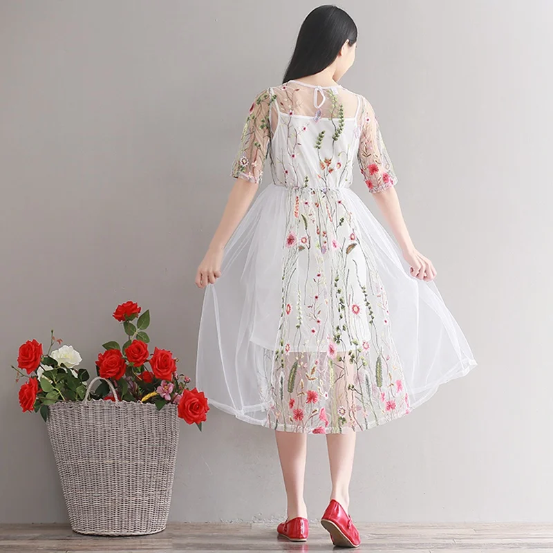 Летнее пляжное платье Новинка белое кружевное с круглым вырезом цветочный