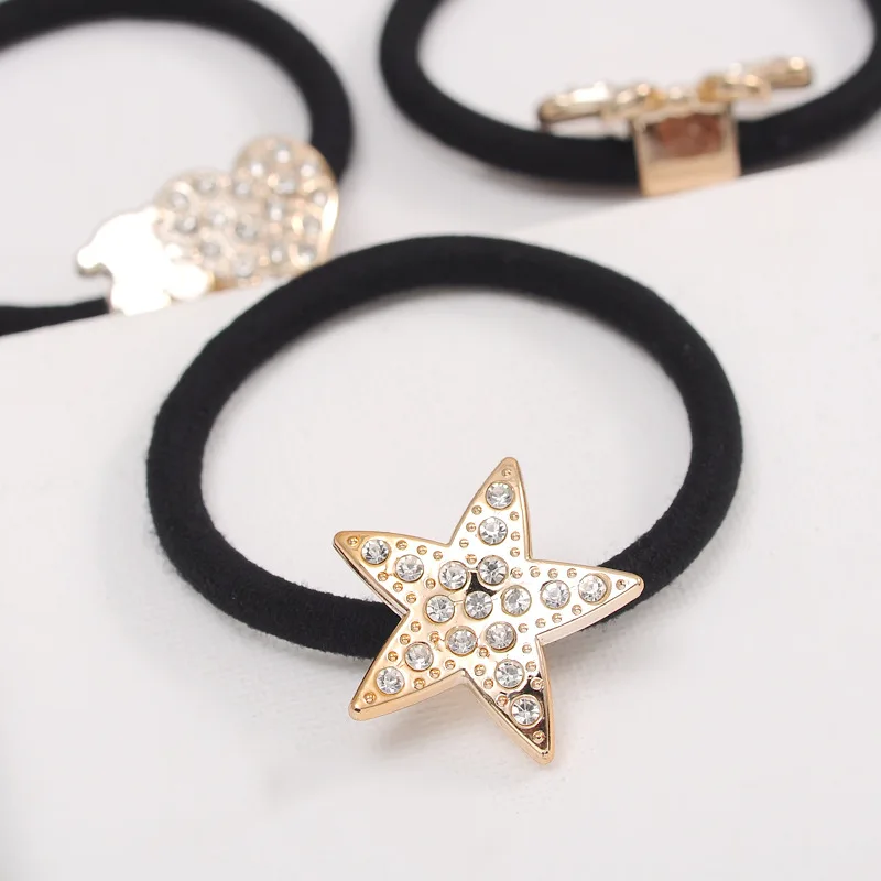 Женская резинка для волос 4 шт. черная с бриллиантами и бантом в виде цветов