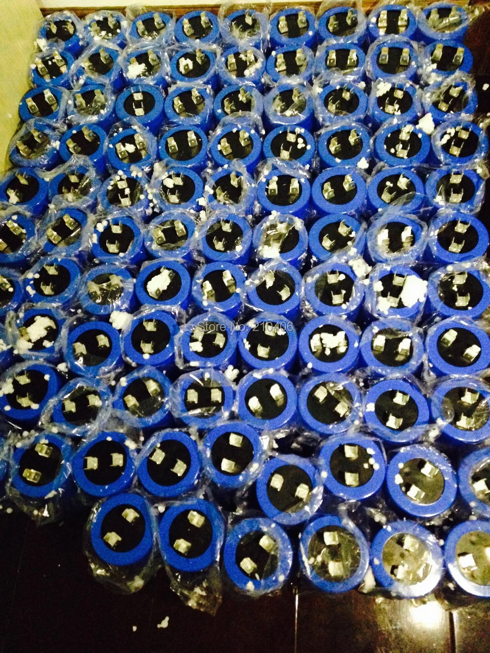 Бесплатная доставка электролитический конденсатор 4*500 мкФ 250 В 220 плюс 8*1000 CD60 |