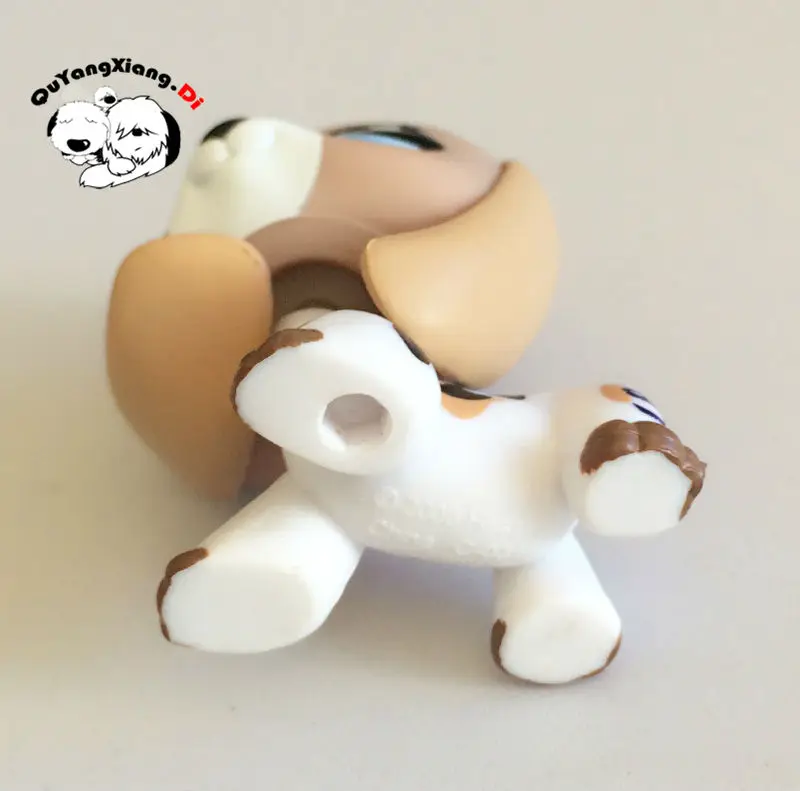 CWG022 Pet Shop фигурка животного белая бежевая коричневая Бигль собака голубые глаза