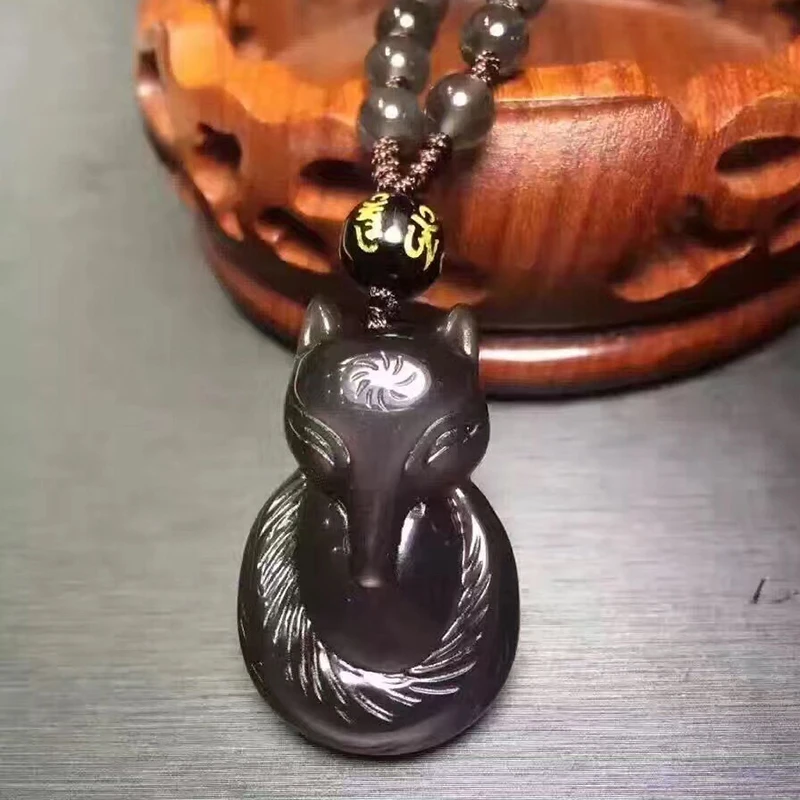 Ожерелье ледяного цвета из натурального обсидиана кулон в виде лисы со злыми