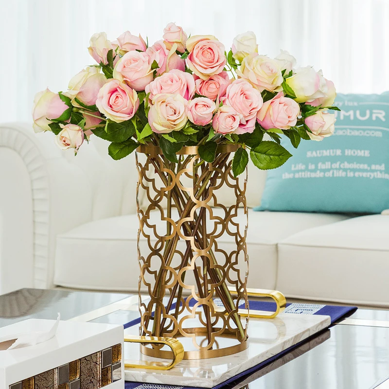 

American Model Room Hollow Metal Wrought Iron Flower Arrangement Flower Home Decoration Jewelry European Ornaments Vase