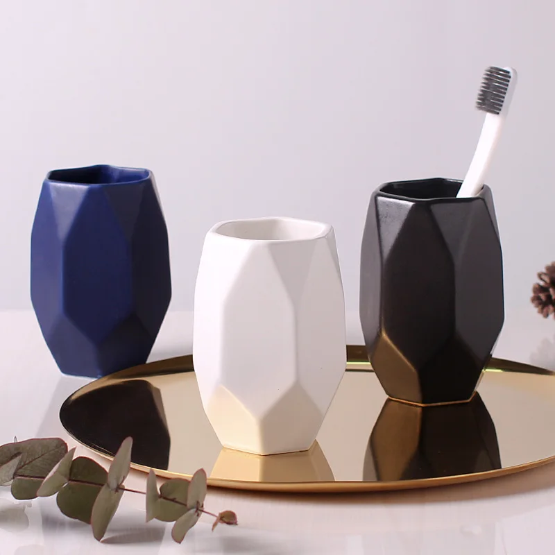 Ceramics Bathroom Supplies Toothbrush Cup Toothbrush Holder Lotion Bottle Soap Dish 2-piece Set Creative Bathroom Supplies