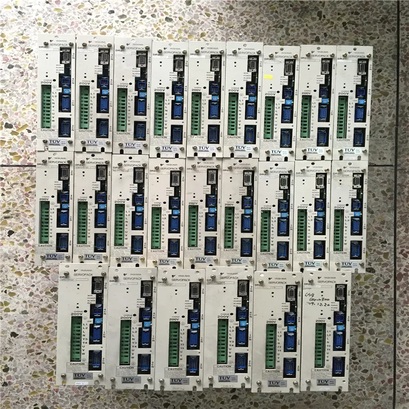 

SERVO DRIVER / DR2-02AC-NY41