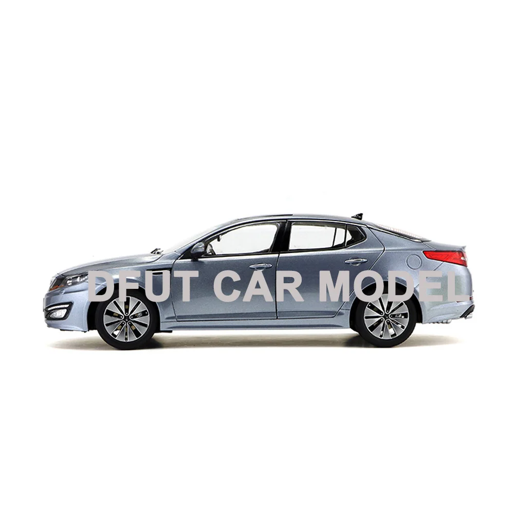 Литое колесо 1:18 старая модель автомобиля K5 Optima детские игрушечные машинки