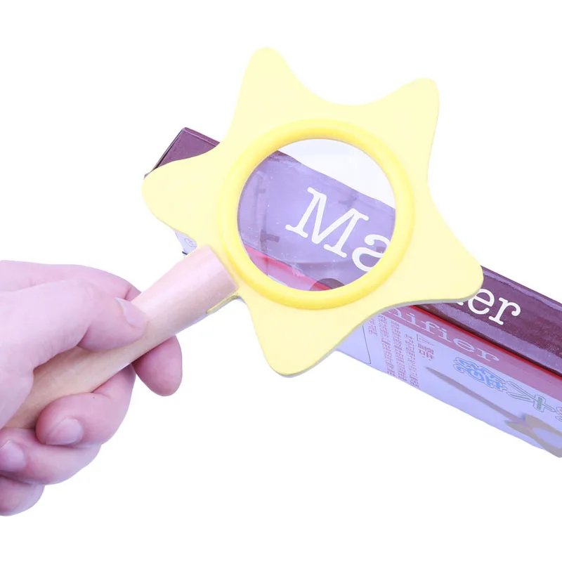 

Kids Cute Cartoon Wooden Handheld Insect Magnifier Originality Toy Gift for Kindergarten Pupil Preschool Educational Optics Toys