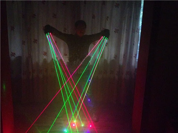 Лазерная перчатка RGB для сценического шоу вечерние с 7 лазерами (2 красных + 3