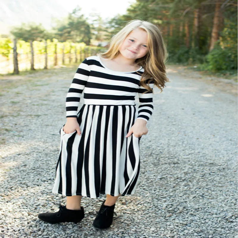 Платья для мамы и дочки Рождественская одежда семьи платье Летние Стильные