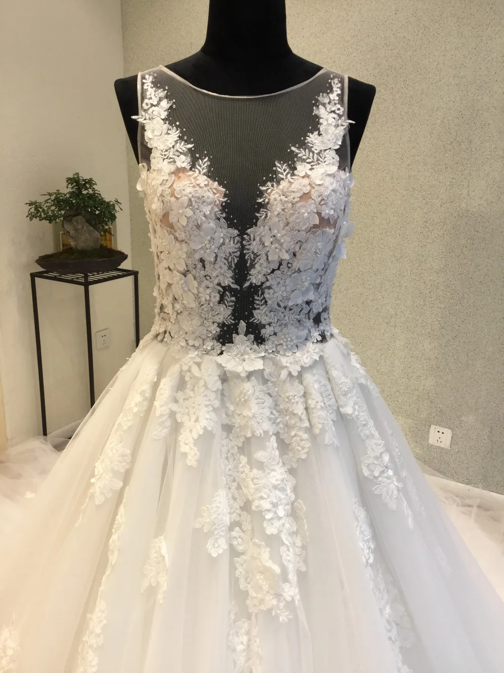 Vestido de casamento новое длинное свадебное платье 2018 без рукавов с длинным шлейфом