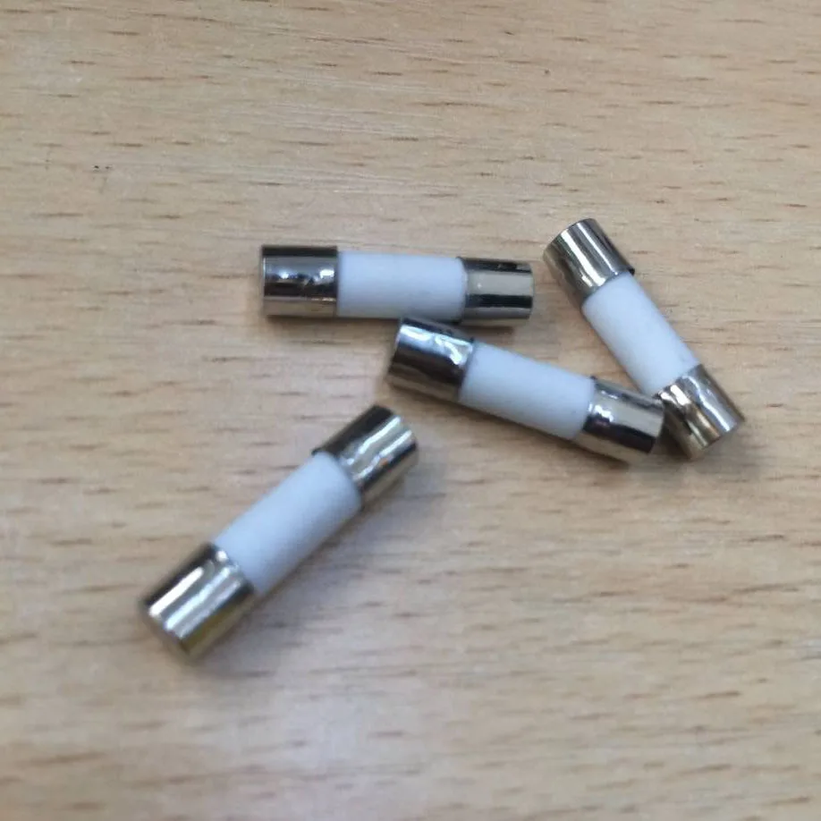 Керамический предохранитель 10 а 100 в 5 х20 А 250 шт. |