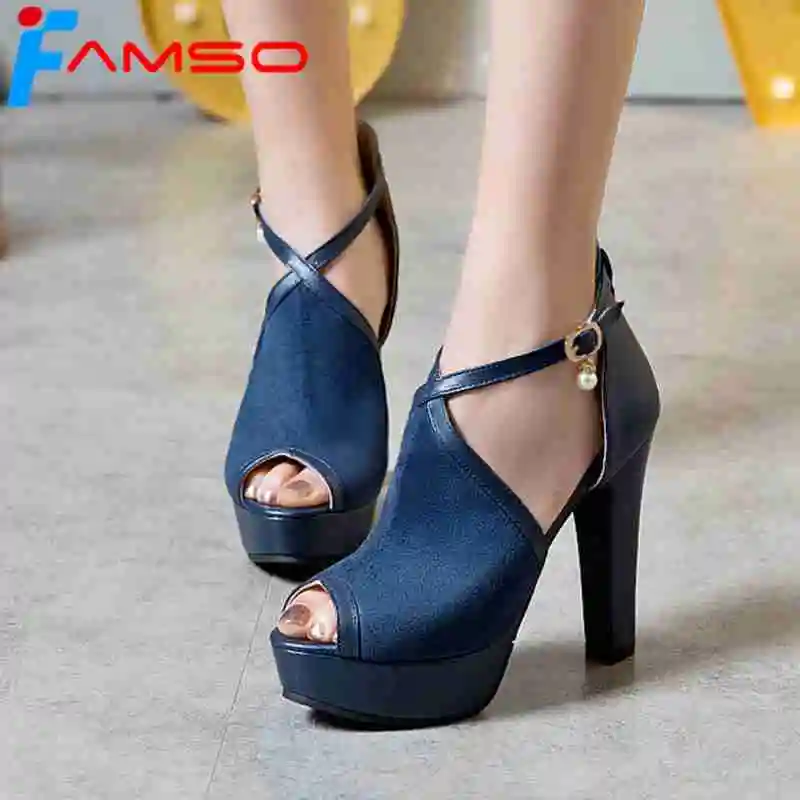 FAMSO Size34-43 2019 новые женские Босоножки с открытым носком и пряжкой черные красные