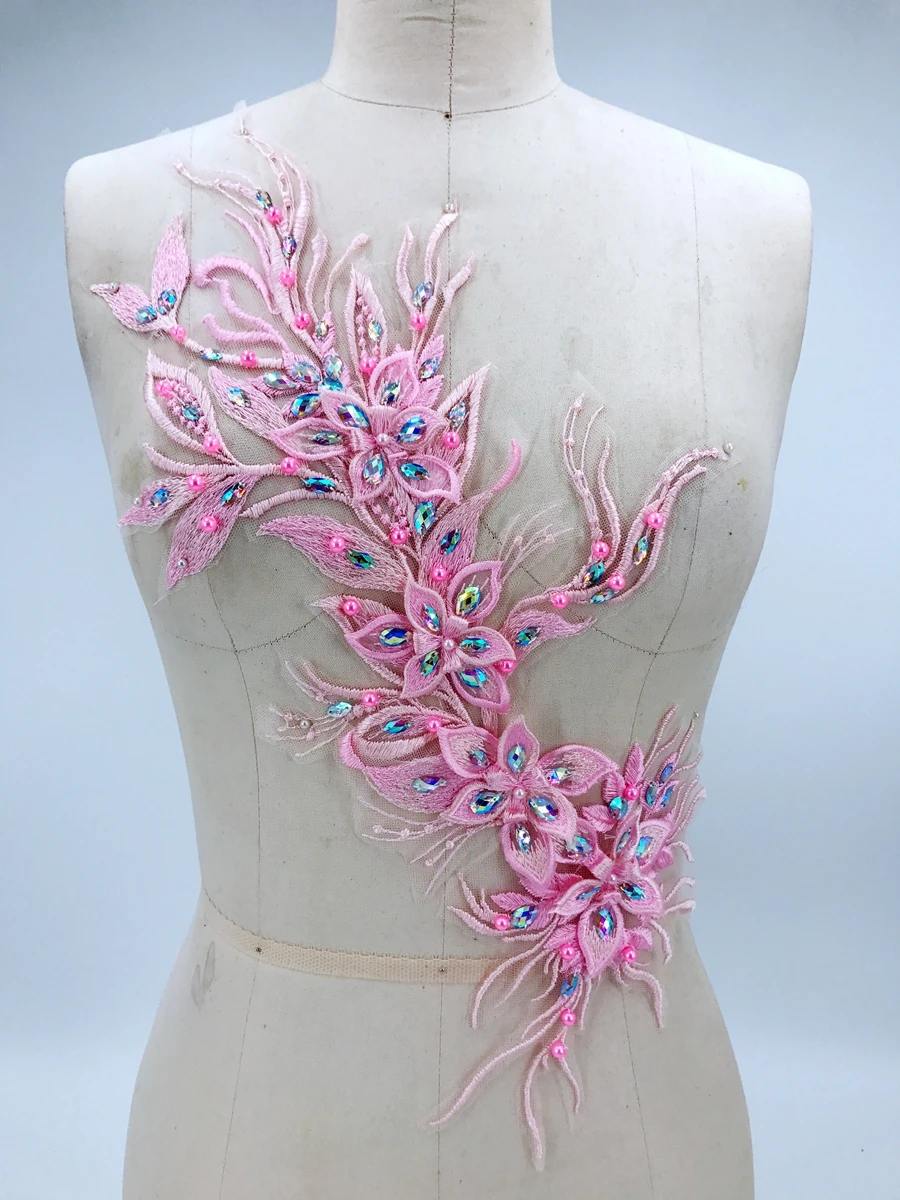 Большой темно-розовый объемный кружевной апплик с ручным шитьем стразы обрезки