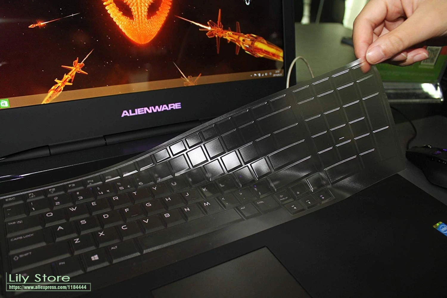 Для Dell Alienware 17 R2 R3 R4 версия AW17R4-7005SLV 7006SLV 7092SLV 8342SLV Клавиатура Защитная крышка из термопластичного полиуретана