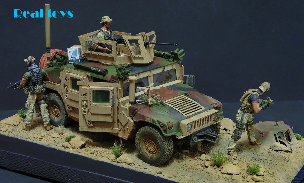 Модель Бронко CB35092 1/35 Hummer M1114 бронированный HA(тяжелый) Тактический автомобиль