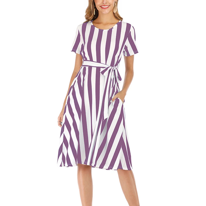 Женское свободное платье в Вертикальную Полоску с круглым вырезом и коротким