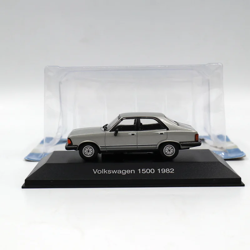 IXO altyya 1:43 V ~ W 1500 1982 литые под давлением модели игрушек коллекция автомобилей