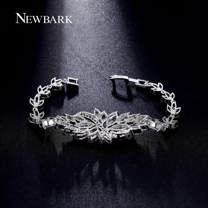 Newbark пышные листья Дизайн браслет с Серьги комплект Маркиза вырезать кубического