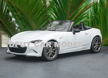 Масштаб 1:18 литая под давлением модель автомобиля MX-5 тип для детей Детский подарок и для коллекции - Цвет: 1