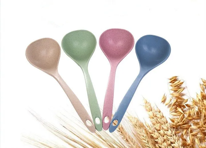 1 шт. кухонная ложка для супа из пшеничной соломы с длинной ручкой зеленая