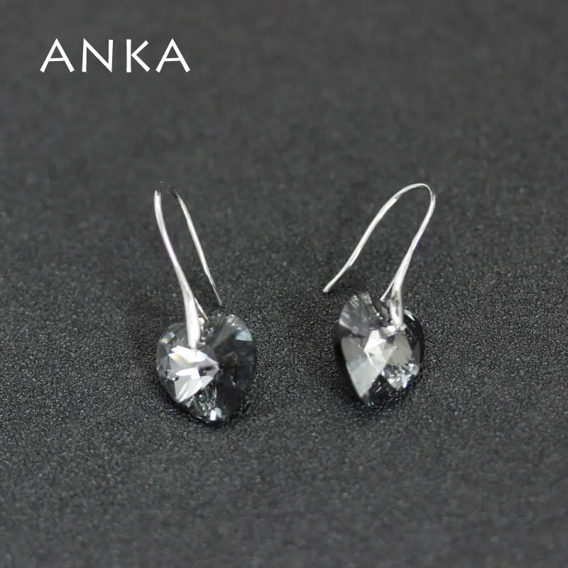 Висячие серьги подвески серебряного цвета с кристаллами в форме сердца для