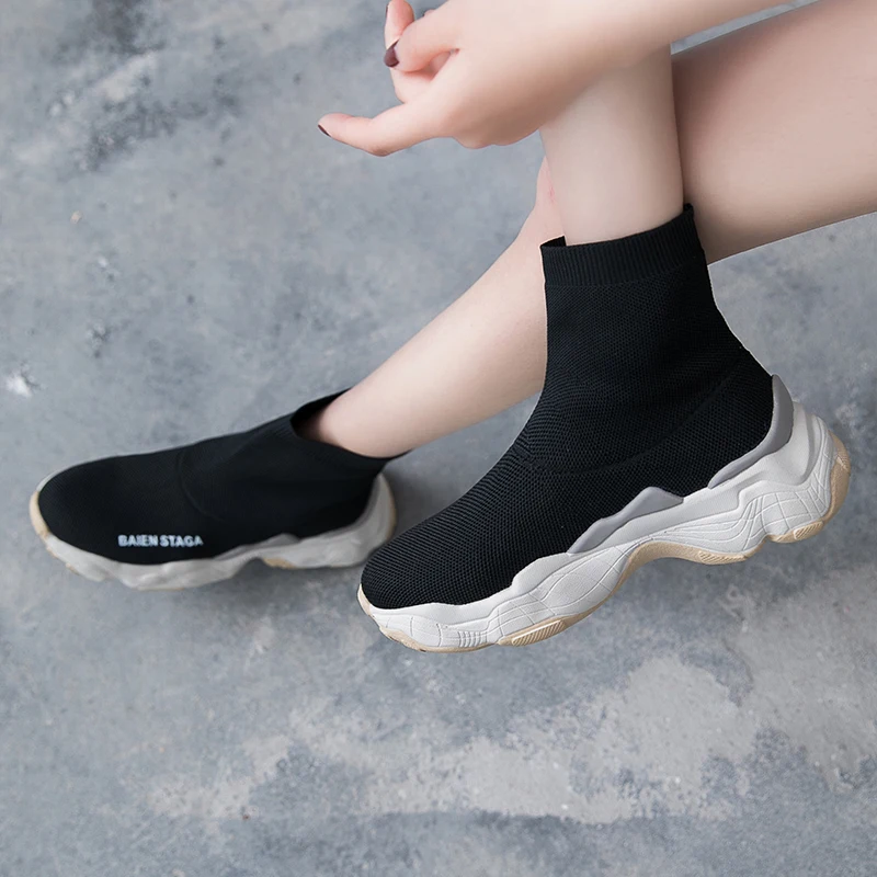 Женские кроссовки с амортизирующим эффектом повседневные дышащие на среднем