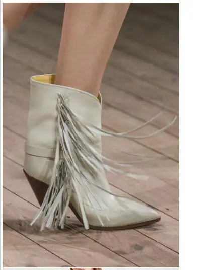 Chaussures femme; сезон осень-зима; ковбойские ботильоны с бахромой для женщин; обувь с бахромой на не сужающемся книзу массивном каблуке; Botines Mujer; модель года; обувь в байкерском стиле - Цвет: as picture