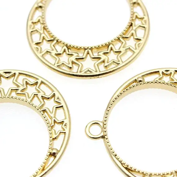 Подвеска из уф смолы золотого цвета с открытой рамкой 6 шт.