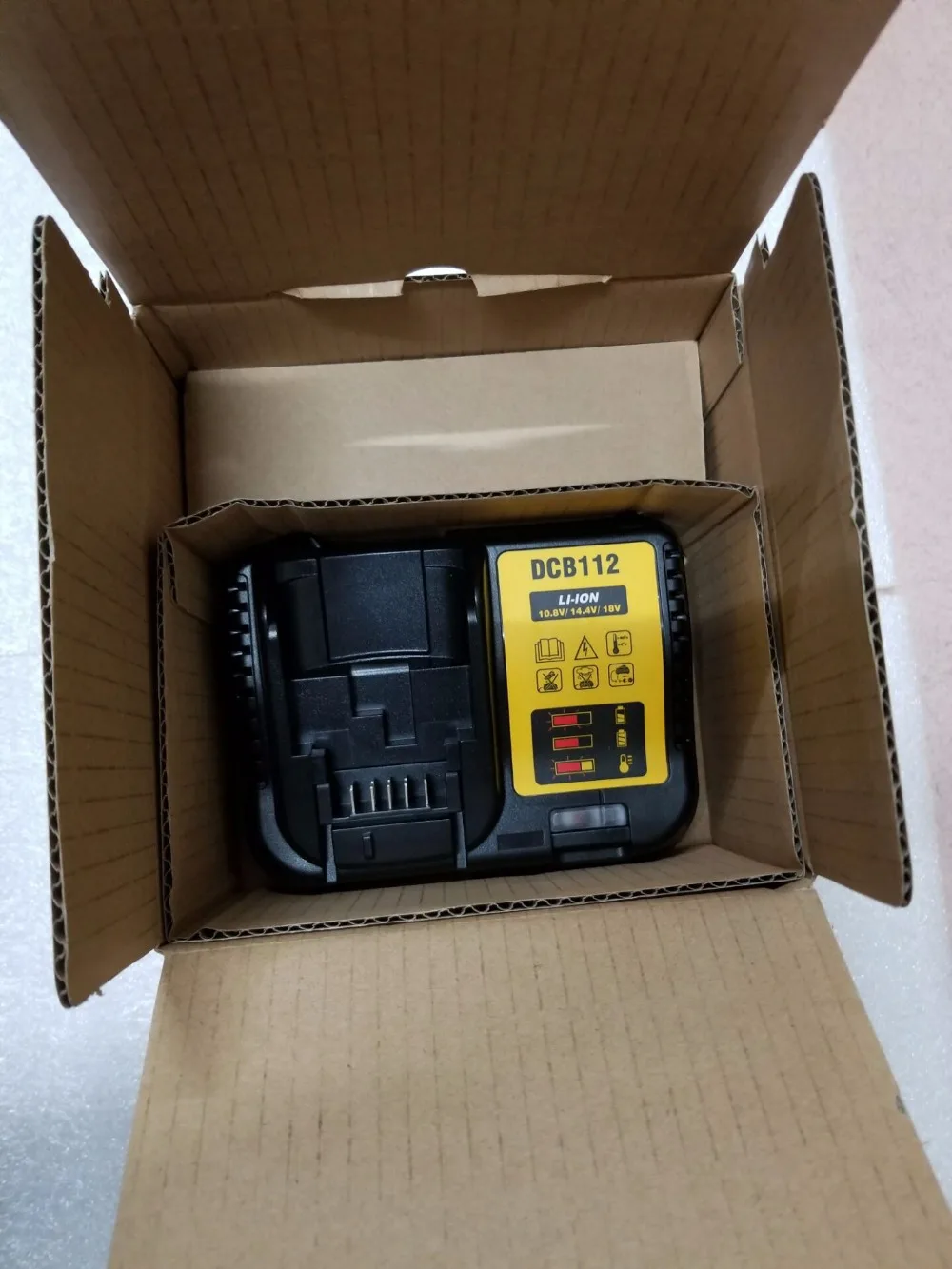 Умное зарядное устройство для dewalt 10 8 V 14 4 18V DCD996 995 DCB105 204 205 v 20 быстрое ЕС умное