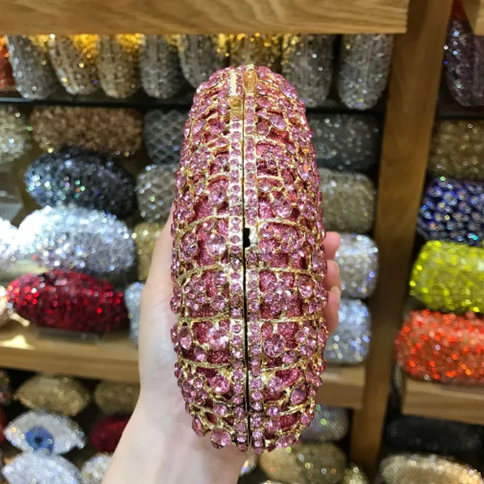 Роскошная сумочка клатч со стразами