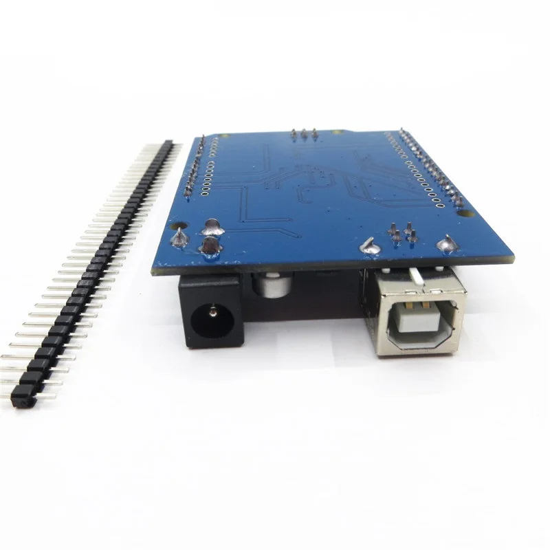 Макетная плата UNO R3 улучшенной версии (CH340G) MEGA328P ATmega328 совместима с Arduino + кабель 1