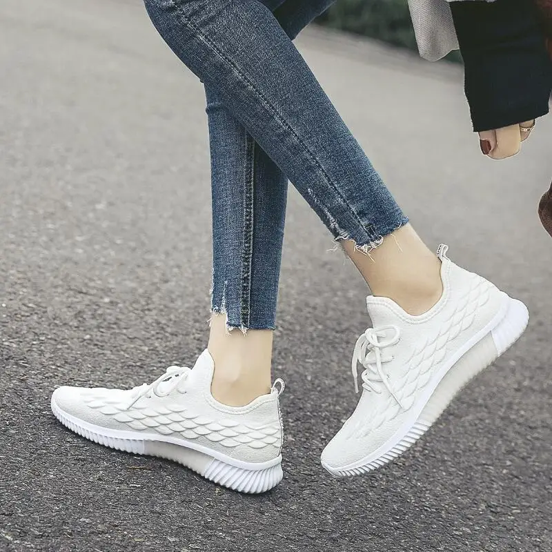 Женские кроссовки из сетчатого материала на платформе повседневные белые