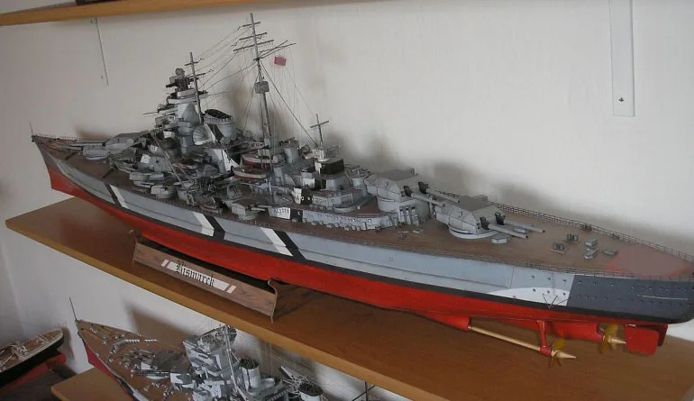 1/200 1/280 Вторая мировая война Германия Бисмарк GPM182 полная версия Бумажная модель