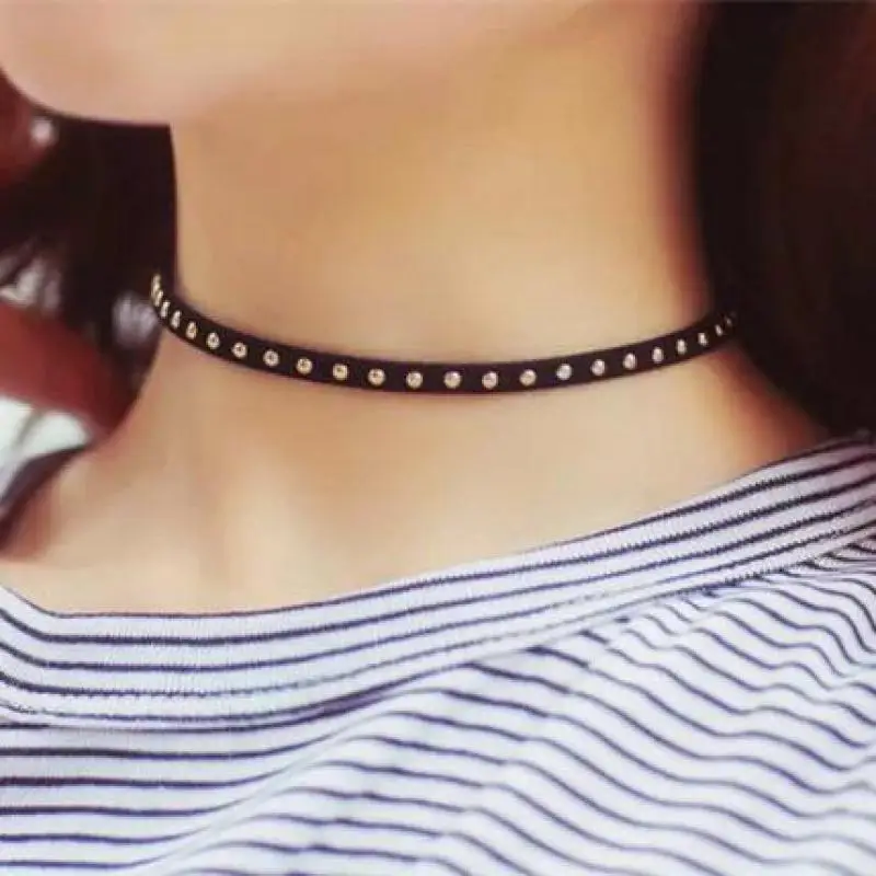 

Cute Fashion Bohemian Personality Rivets Hot Nail Fender Necklace Collar Statement Necklace Choker Necklace Gargantilha Collares
