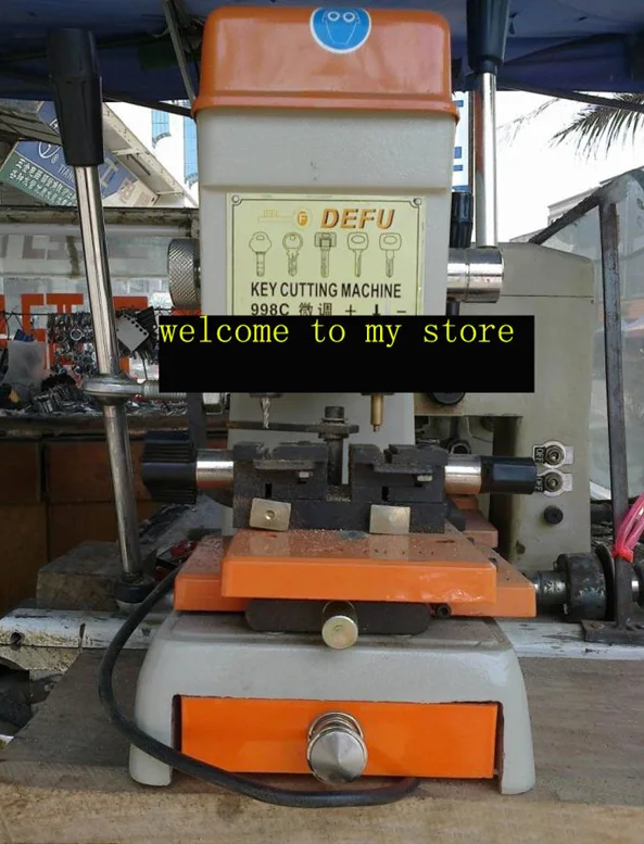 

Key Cutting Machine 110V/220V Key Copy Machine Key Cutter 998C