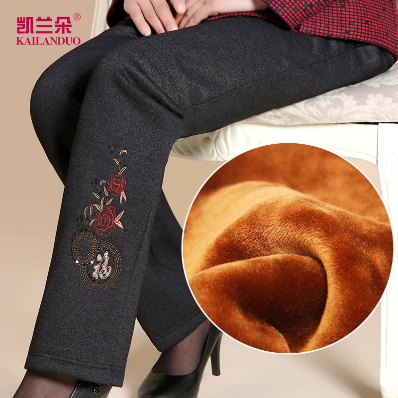 

The elderly female winter clothing and cotton trousers mother warm season and thicken the elastic waist grandma pants