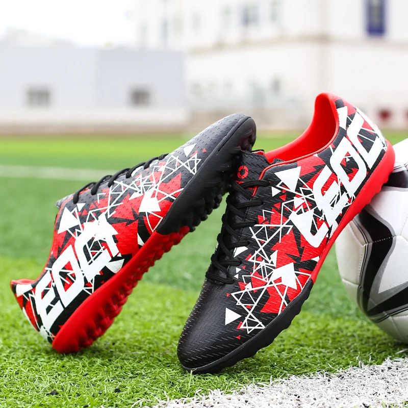 Новые дизайнерские мужские Обувь для футбола газоне Бутсы взрослых мальчиков