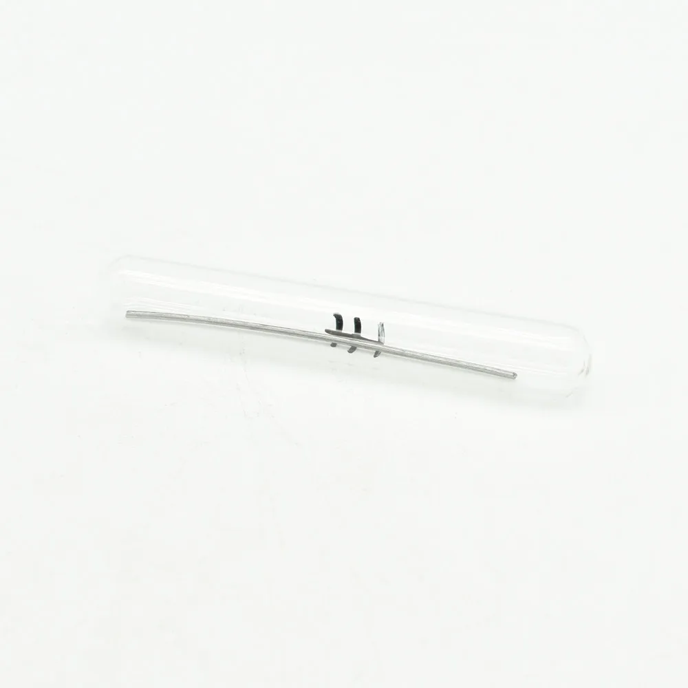 Металл гафний запечатанный в стекле для коллекции элементов 99.9% чистый Hf ручная