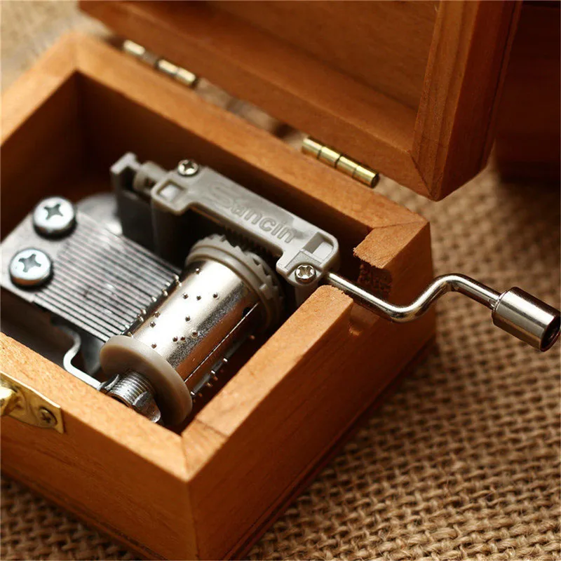 Креативная старинная резная деревянная музыкальная шкатулка Игра престолов