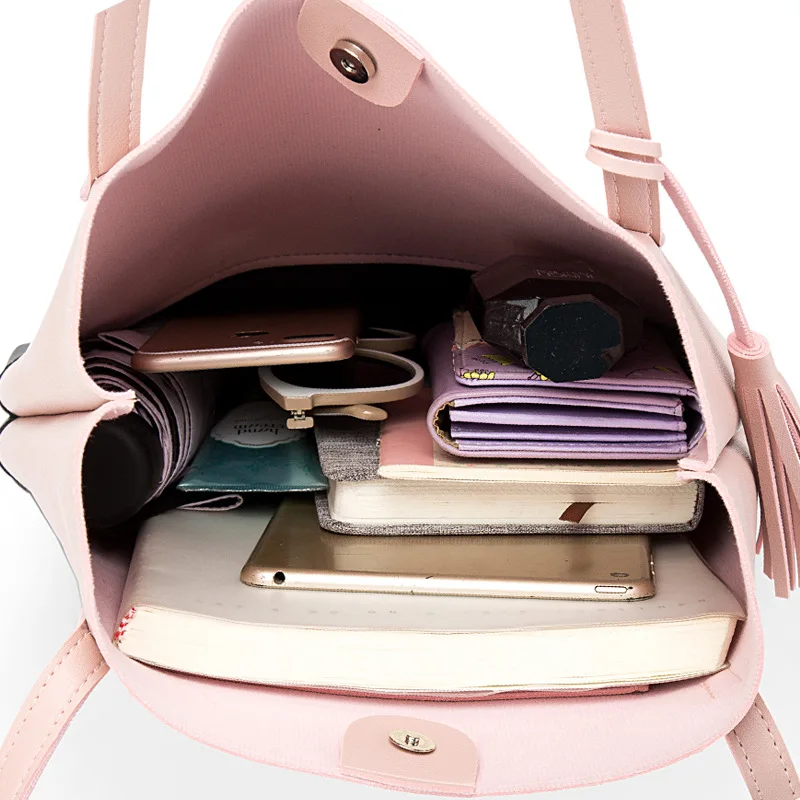 Сумка женская с кисточками цветной саквояж на плечо большой тоут повседневная