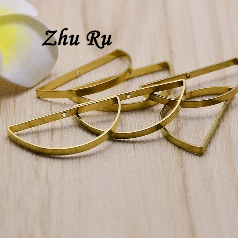 20pcs/lot zhu ru copper 30mm Geometric hollow half ring Charms Horseshoe letter D Pendants Connectors fermoirs pour fabrication | Украшения