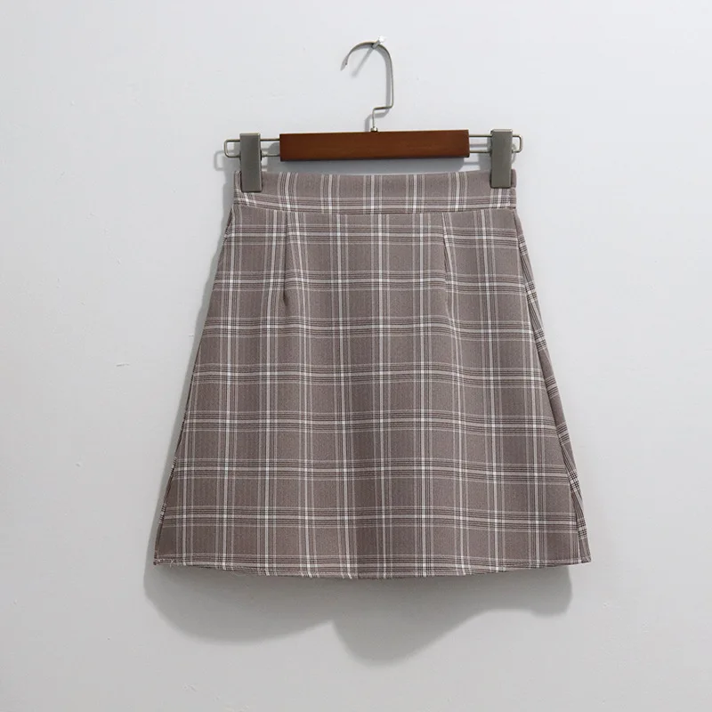 Маленькая симпатичная летняя клетчатая юбка в британском стиле узкая облегающая