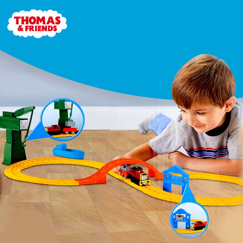 

Thomas and Friends Matel Train Series Salty&Cranky's Cargo Drop Plastic Track for Thomas Train Trem de brinquedo BHR95 For Child