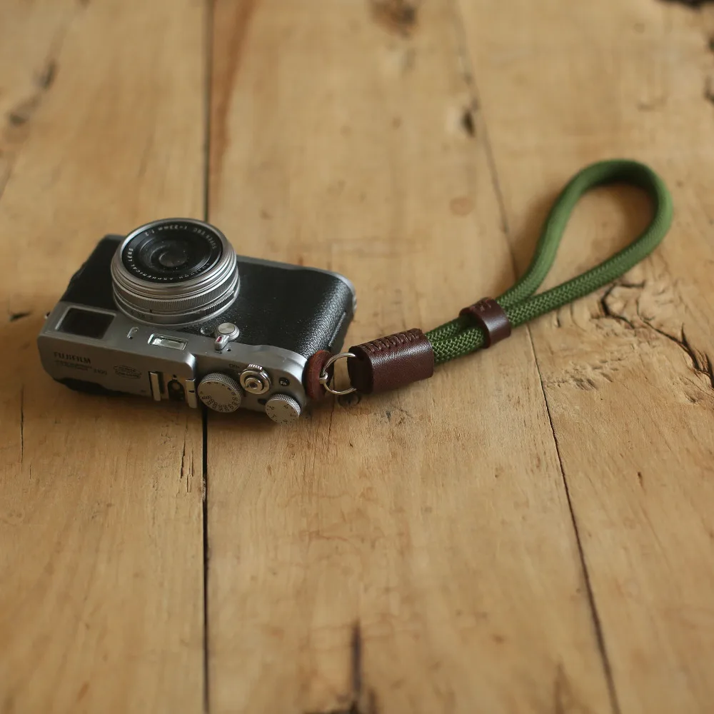 Мягкая скалолазающая веревка армейского зеленого цвета 10 мм ручной работы