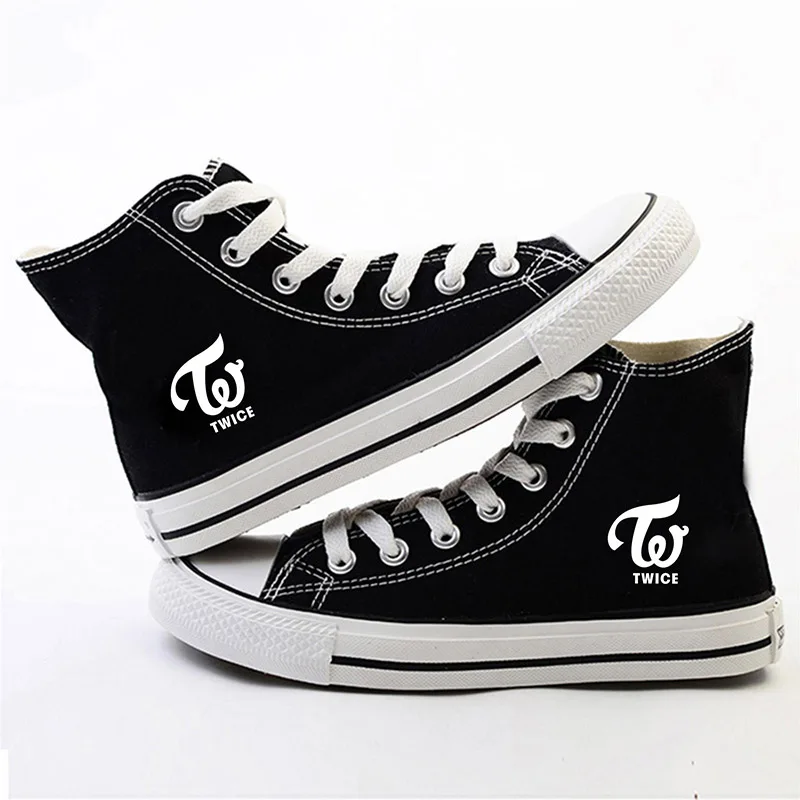 black1 Dropshipping TWICE With The Same Paragraph High-top Canvas Shoes For Men And Women Students Leisure shoes - Цвет: black1