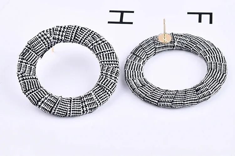 Аксессуары для ювелирных изделий maxmara треугольные и квадратные серьги-подвески в