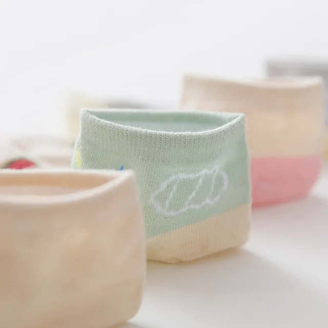 

5pair Women Socks Cotton Fresh Animal pattern Ankle Striped Sock Funny Breathable Fashion Student Style Art Short Sock Female